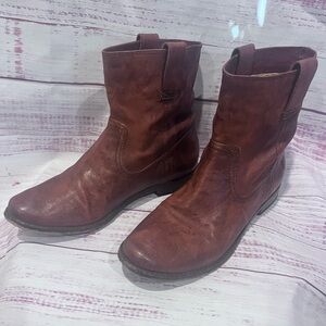 Frye Women's Ankle Boots in Brown